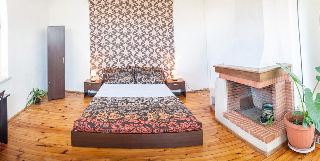 Guest Guest house
